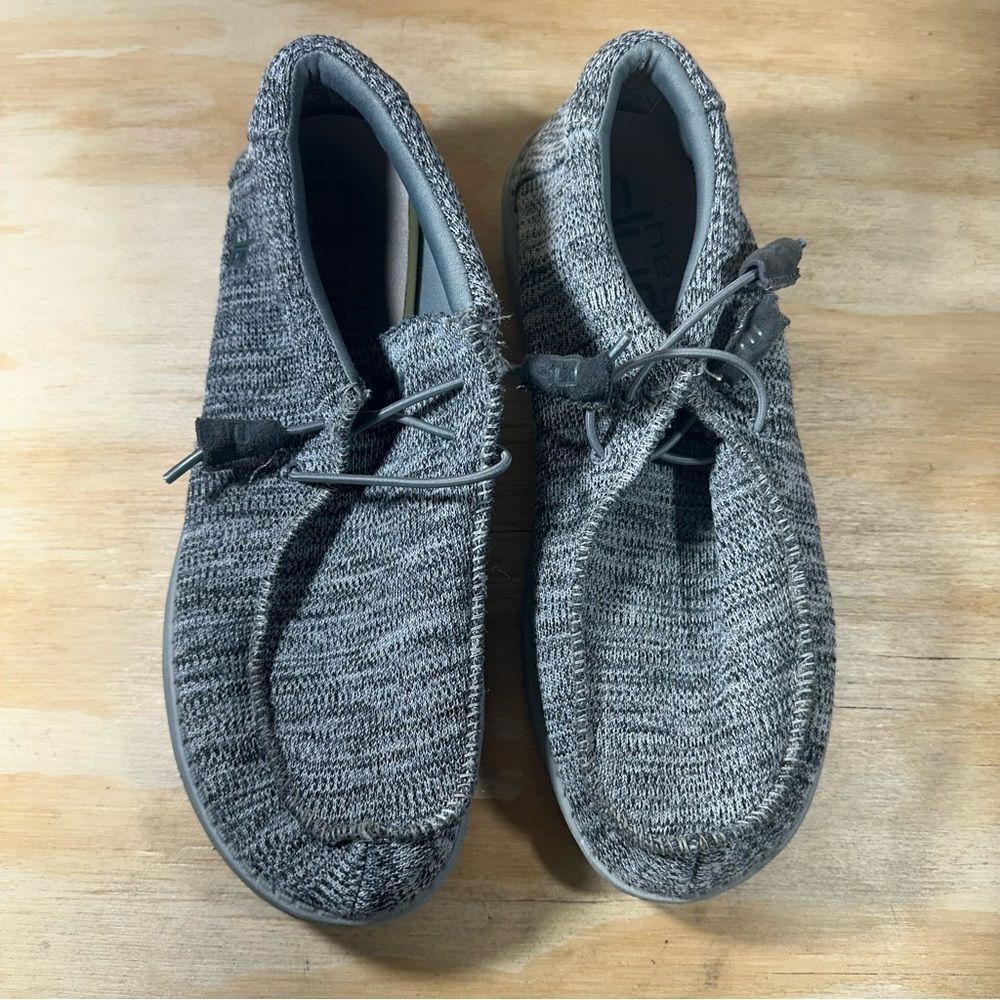 Hey Dude Wally B Sox Gray Loafers Men’s Size 9 - Picture 2 of 9